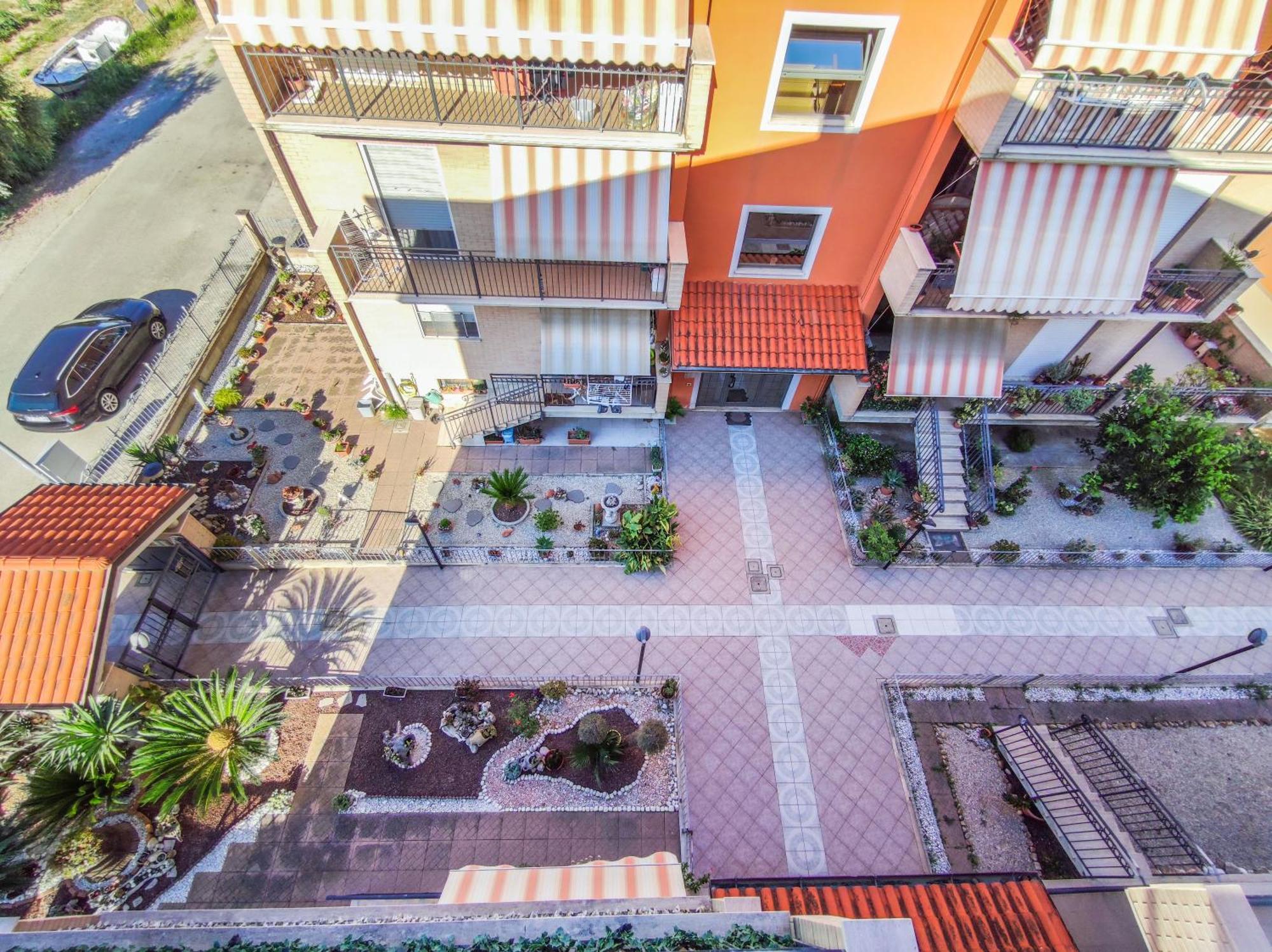Andrew Home Villa Rosa Di Martinsicuro Экстерьер фото